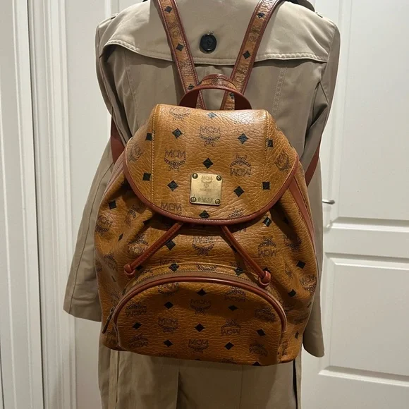 MCM VINTAGE COGNAC BACKPACK - Picture 12 of 12